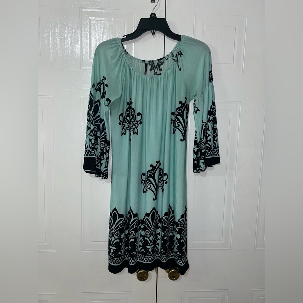 Very fun and cute any occasion dress!!